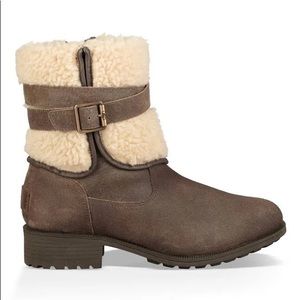 Ugg Blayre winter bootie, brown leather and shearling.  Size 7